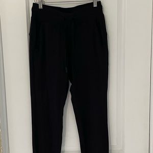 Lululemon - Ready to Rulu Jogger size 6